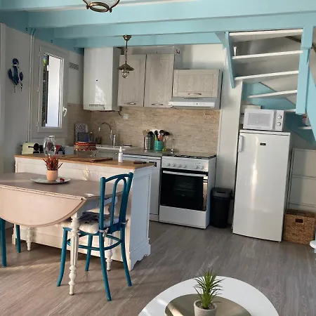Cottage Villers 2000 * 빌레쉬르메르