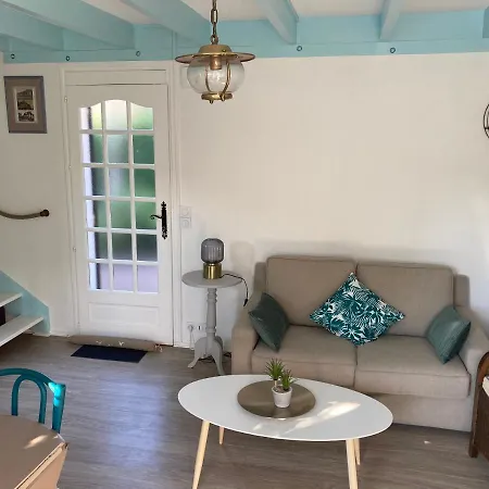 Cottage Villers 2000 * 빌레쉬르메르